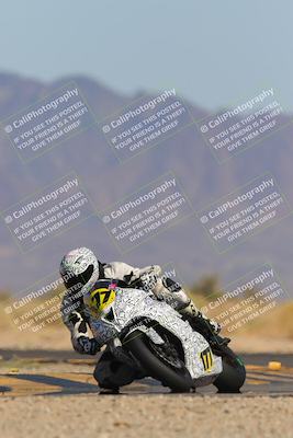 media/Mar-22-2025-CVMA (Sat) [[462c0ffedb]]/Race 13-Amateur Supersport Middleweight/